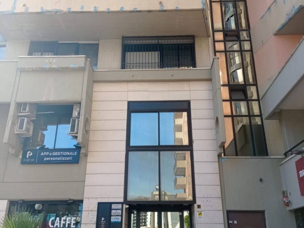 Box / garage a Bari in Via Salvatore Matarrese - Foto 3