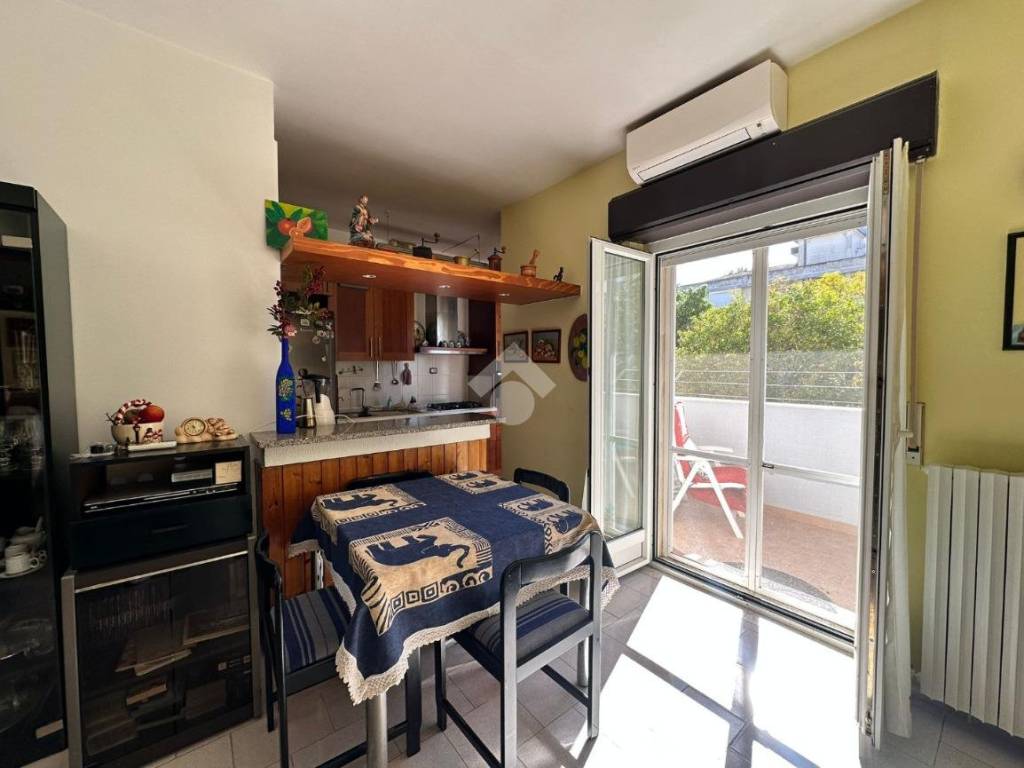 Appartamento a Crotone in Via Umberto Boccioni, 11 - Foto 2