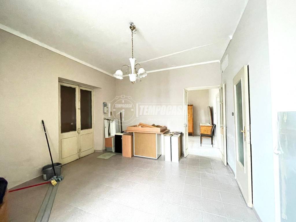 Casa indipendente a Montanaro in Via Domenico Bevilacqua - Foto 2