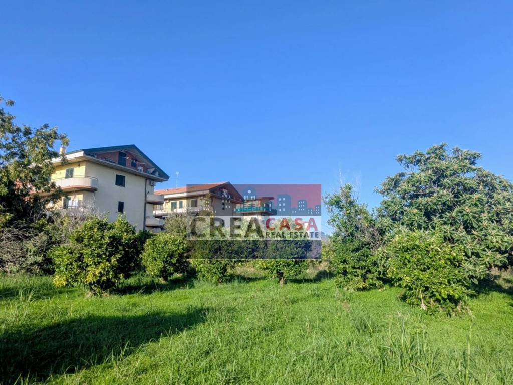 Terreno a Calatabiano in via Nazionale - Foto 3