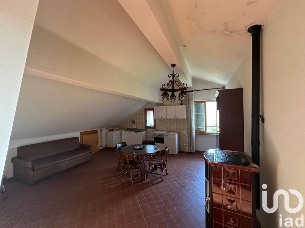 Appartamento a Bardineto in Via VENTICINQUE APRILE, 24 - Foto 2