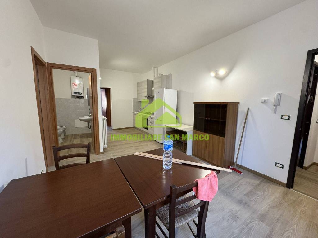 Appartamento a Ferrara in Via delle Pescherie Vecchie, 21 - Foto 2