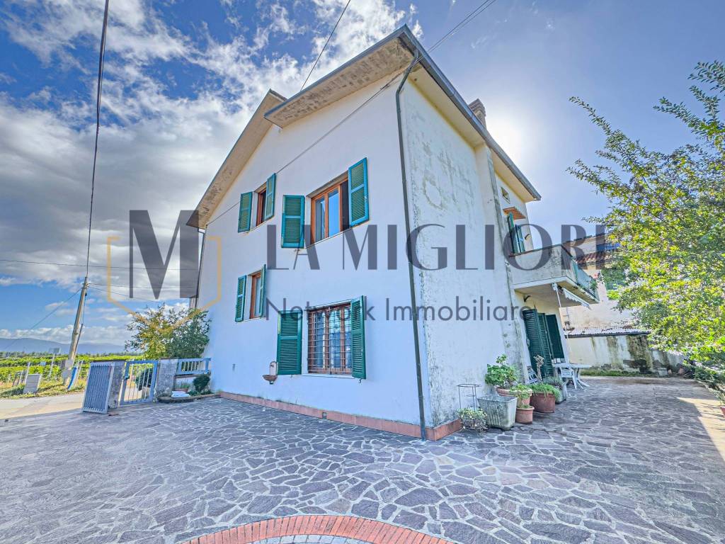 Casa indipendente a Pistoia in Via di Chiazzano, 350 - Foto 2