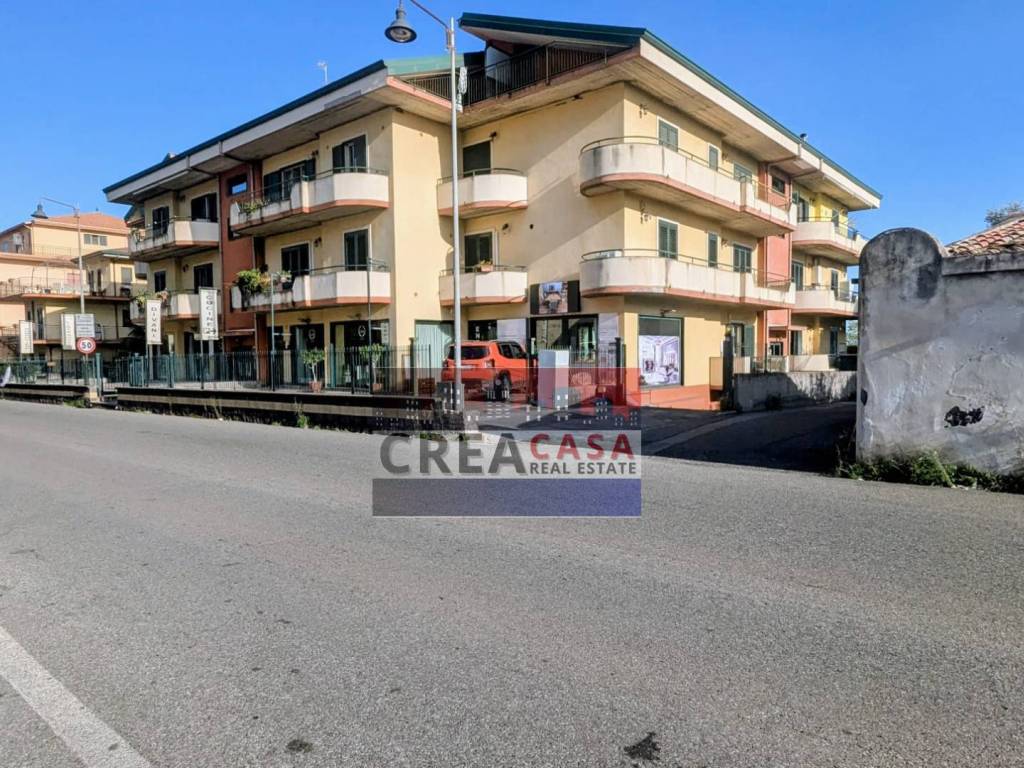 Terreno a Calatabiano in via Nazionale - Foto 2