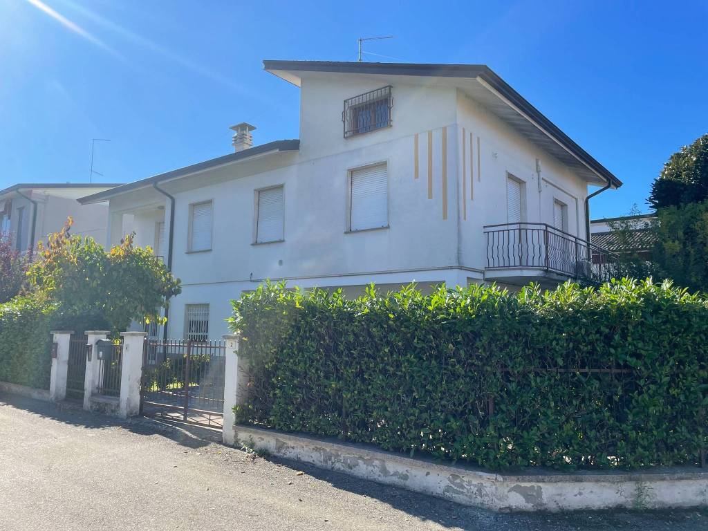 Villa a Carpaneto piacentino in Via Mario Meli, 4 - Foto 3