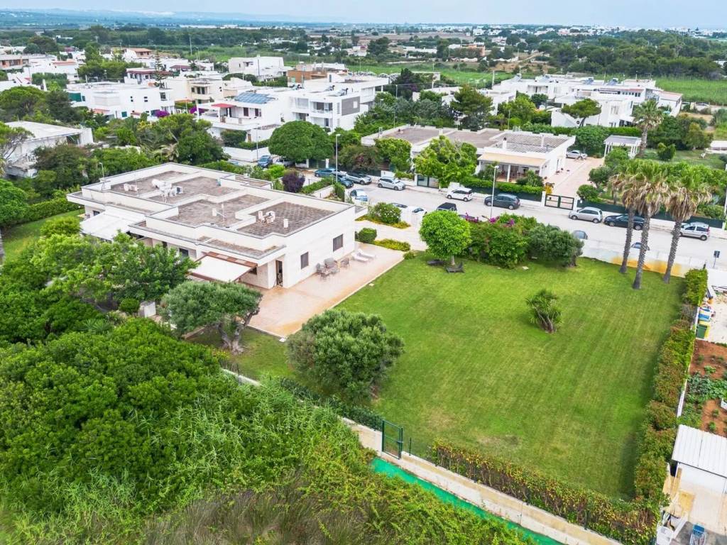 Villa a Carovigno in Via Del Mare - Foto 4