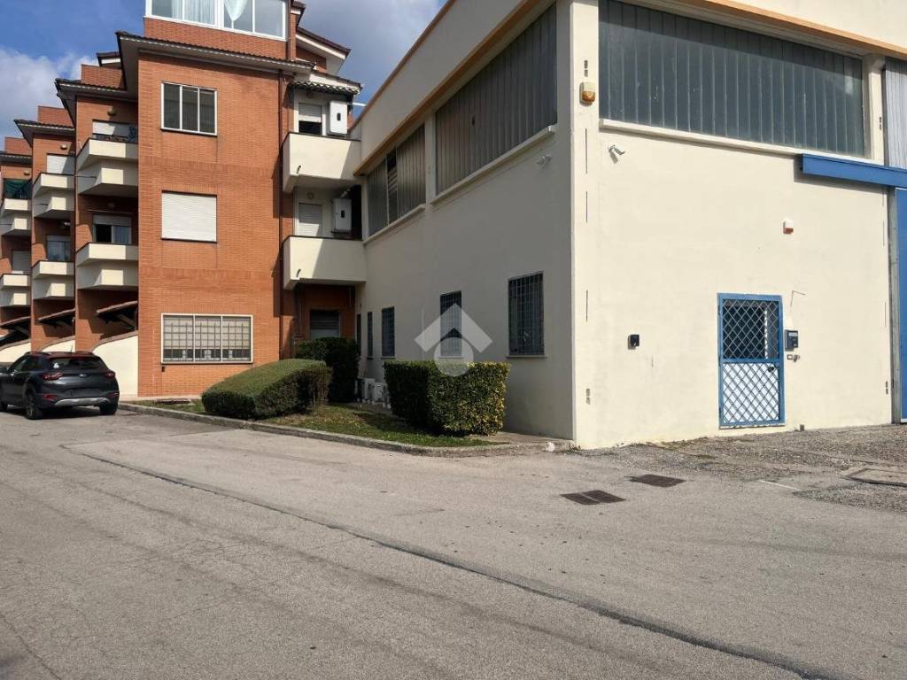 Immobile a Pomezia in Via Naro, 71 - Foto 3