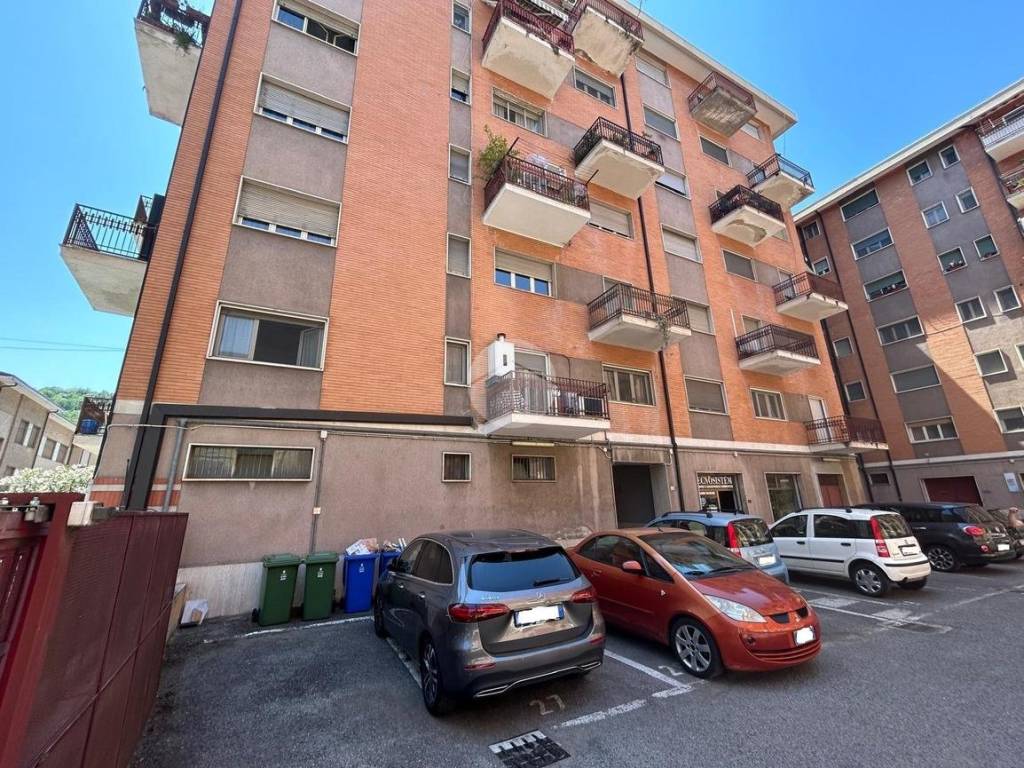 Appartamento a Cosenza in Via Pasquale Perugini, 25 - Foto 2