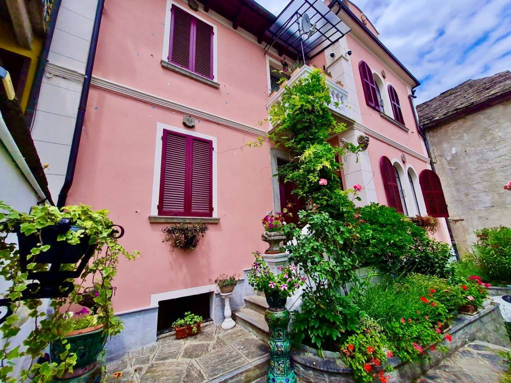 Casa indipendente a Villadossola in Via Elio Toninelli - Foto 2