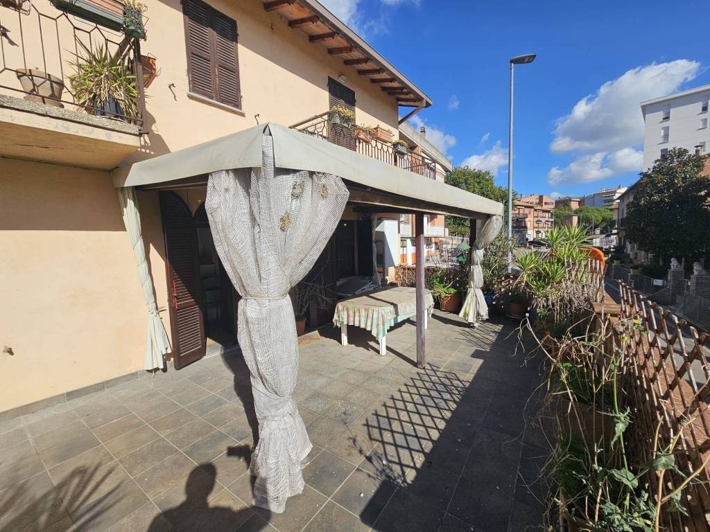 Appartamento a Perugia in Via Gioacchino Rossini - Foto 2