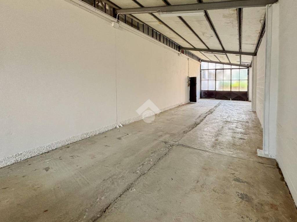 Immobile a Valmadrera in Viale Promessi Sposi - Foto 4