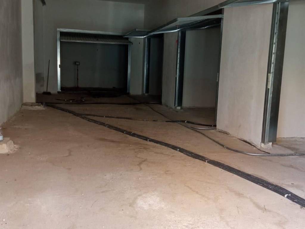 Box / garage a Bracciano in Via Carlo Cattaneo - Foto 4