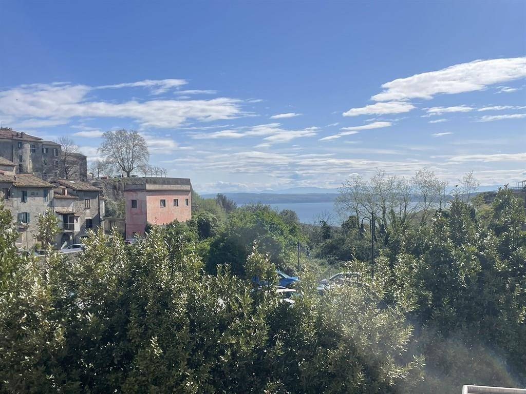 Appartamento a Bracciano in Via Francesco Silla, 7 - Foto 2