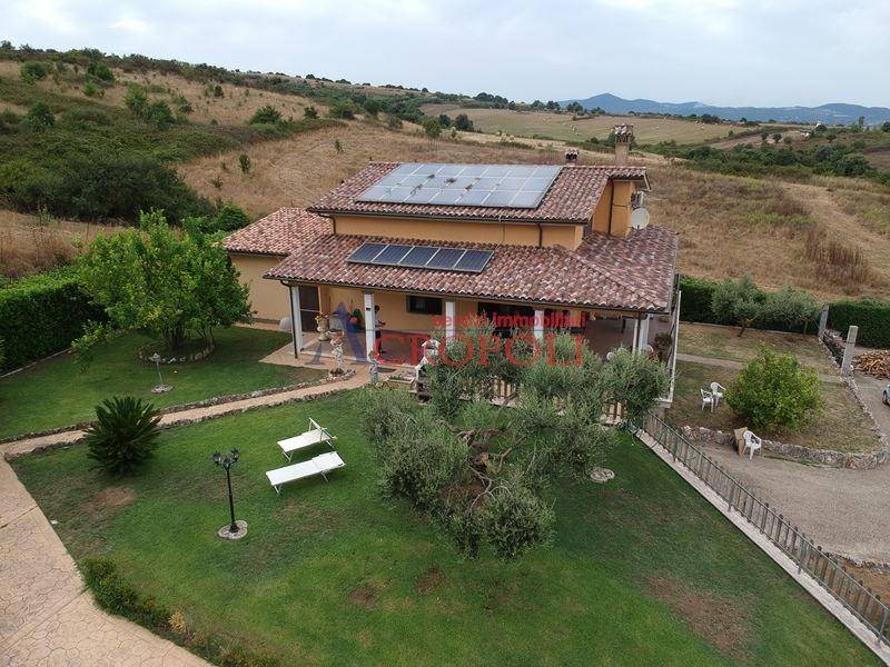 Villa a Anguillara sabazia in via Fontanile dei Monti - Foto 2