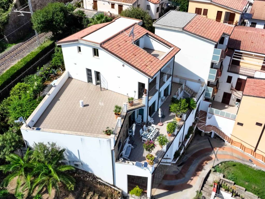 Villa a Caronia in Via B. Brin - Foto 5