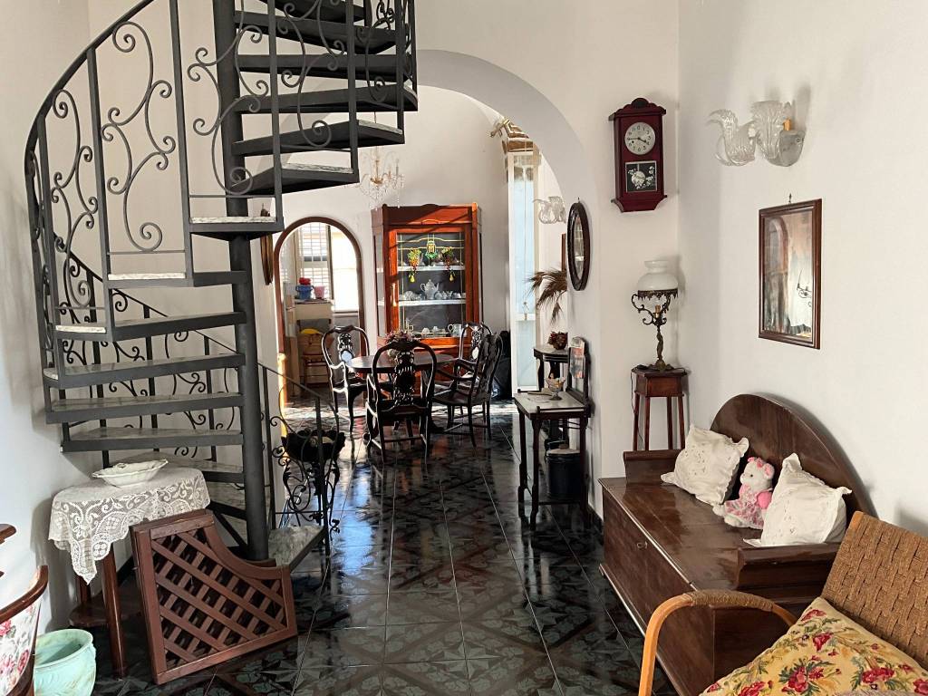 Casa indipendente a Giovinazzo in Via Lecce, 34 - Foto 2