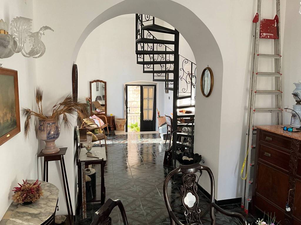 Casa indipendente a Giovinazzo in Via Lecce, 34 - Foto 3