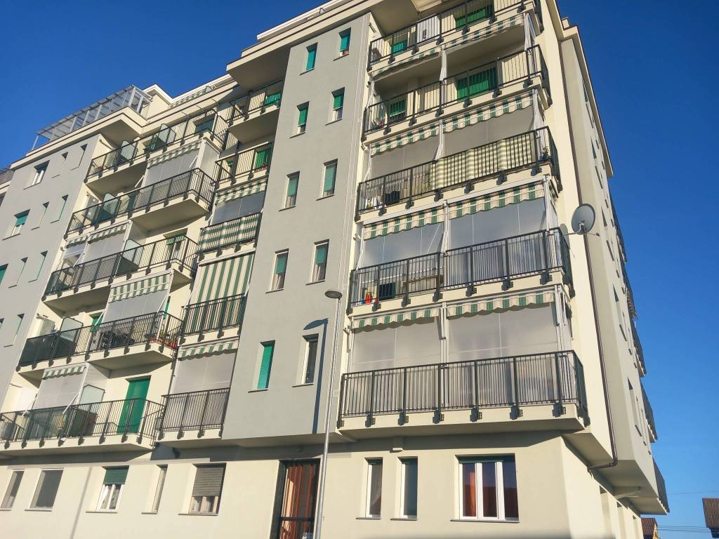 Appartamento a Volpiano in Via Novara, 37 - Foto 2