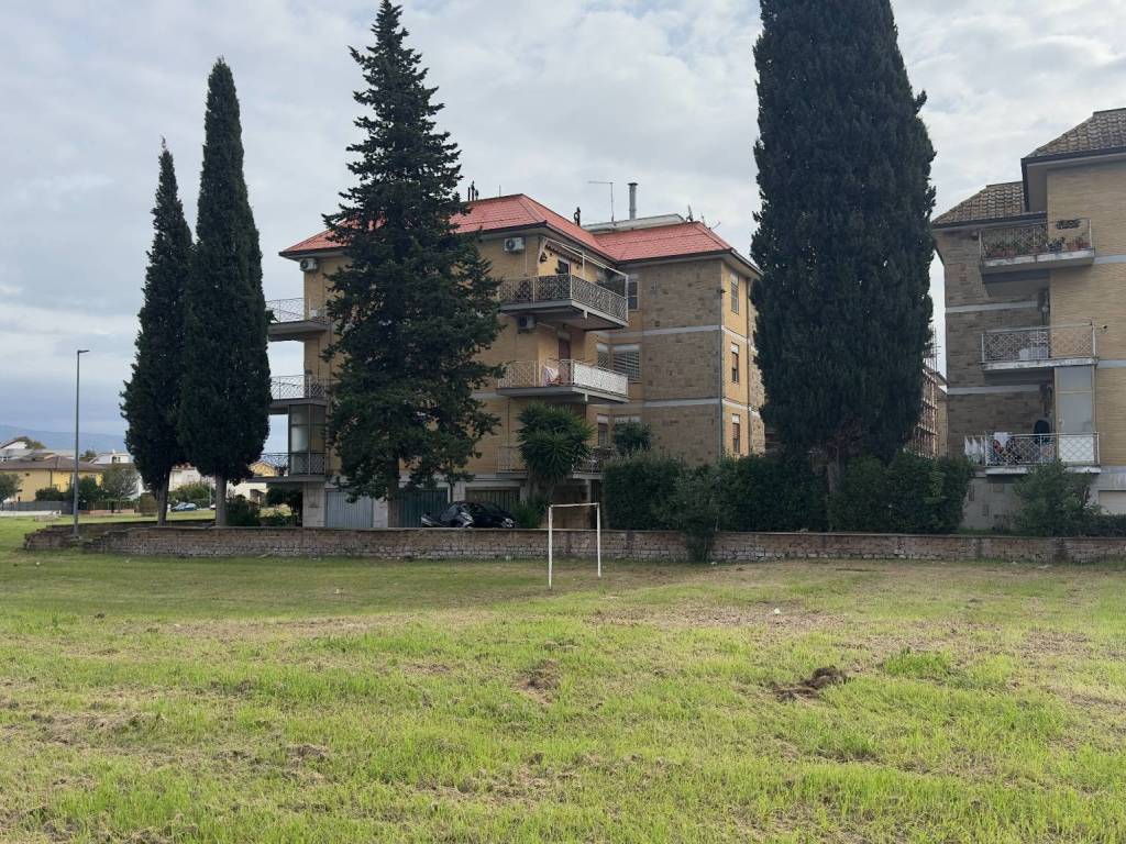 Appartamento a Latina in Via Selene, 20 - Foto 2