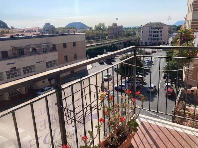 Appartamento a Albenga in Piazza Matteotti - Foto 3