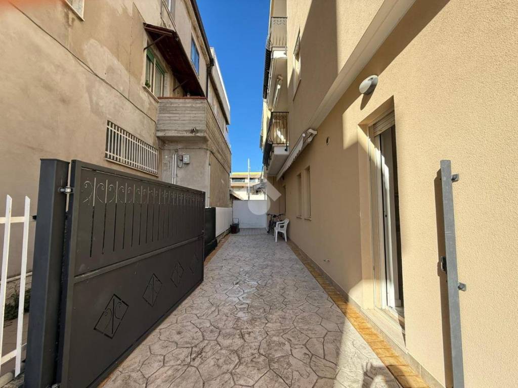 Appartamento a Alba adriatica in Via Giuseppe Garibaldi, 79 - Foto 5