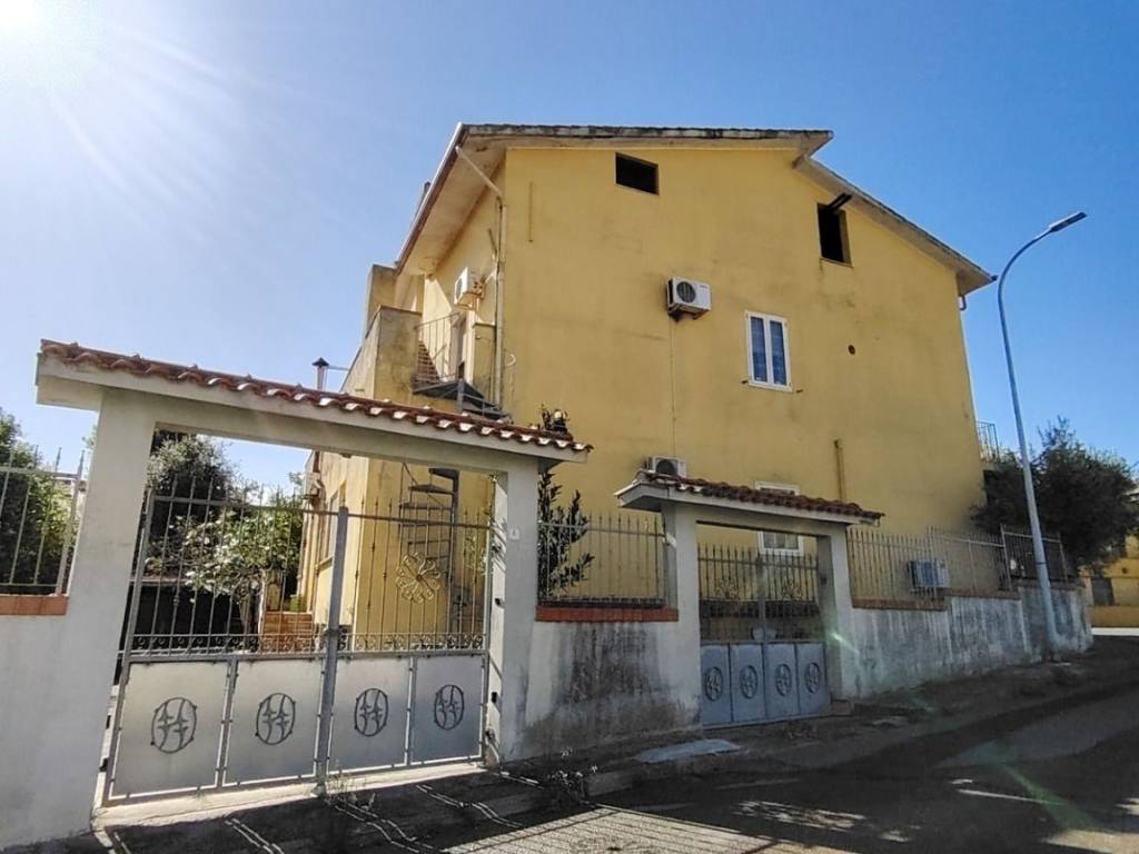 Villa a Domusnovas in Via Magenta, 15 - Foto 3