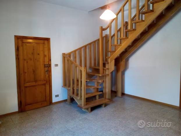 Appartamento a Vicchio in Viale Beato Angelico, 50039 Vicchio Fi, Italia - Foto 4