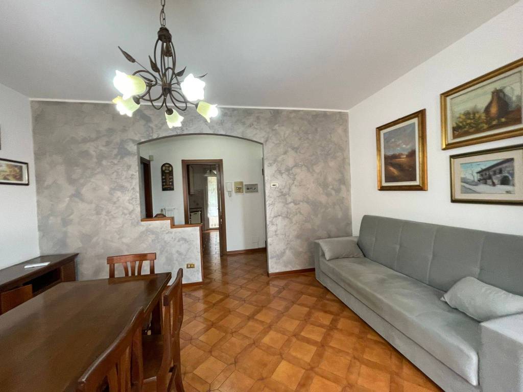 Appartamento a Luisago in Via Salvo D'Acquisto - Foto 3