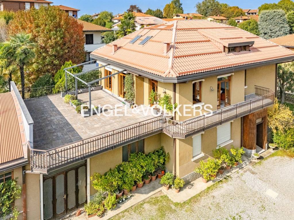 Villa a Cassago brianza in Viale Rimembranze, 7 - Foto 3