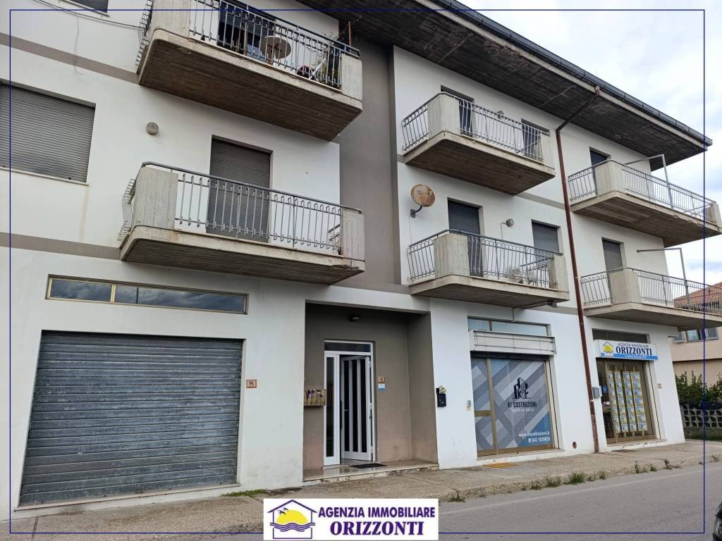 Appartamento a Alba adriatica in Via dei Ludi, 80 - Foto 2
