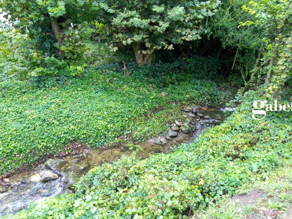 Appartamento a Imbersago in via Castelbarco, 43 - Foto 5