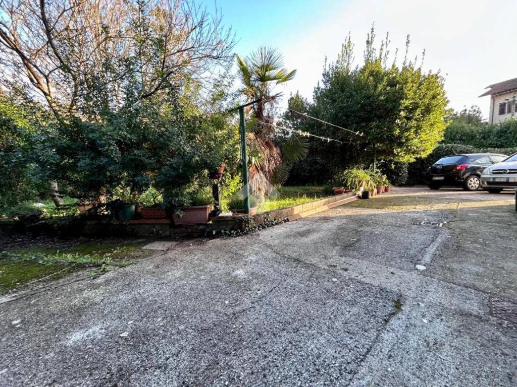 Casa indipendente a Sarzana in Via canalburo, 60 - Foto 2