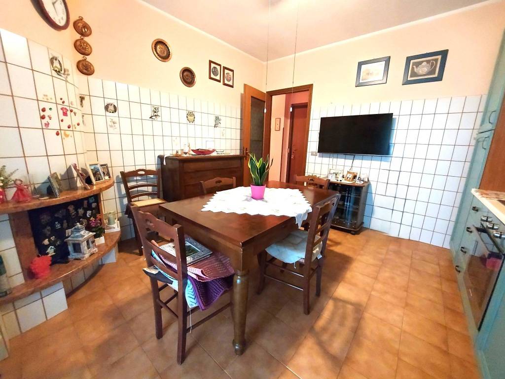 Appartamento a Perugia in Via Sperello Aureli, 47 - Foto 2