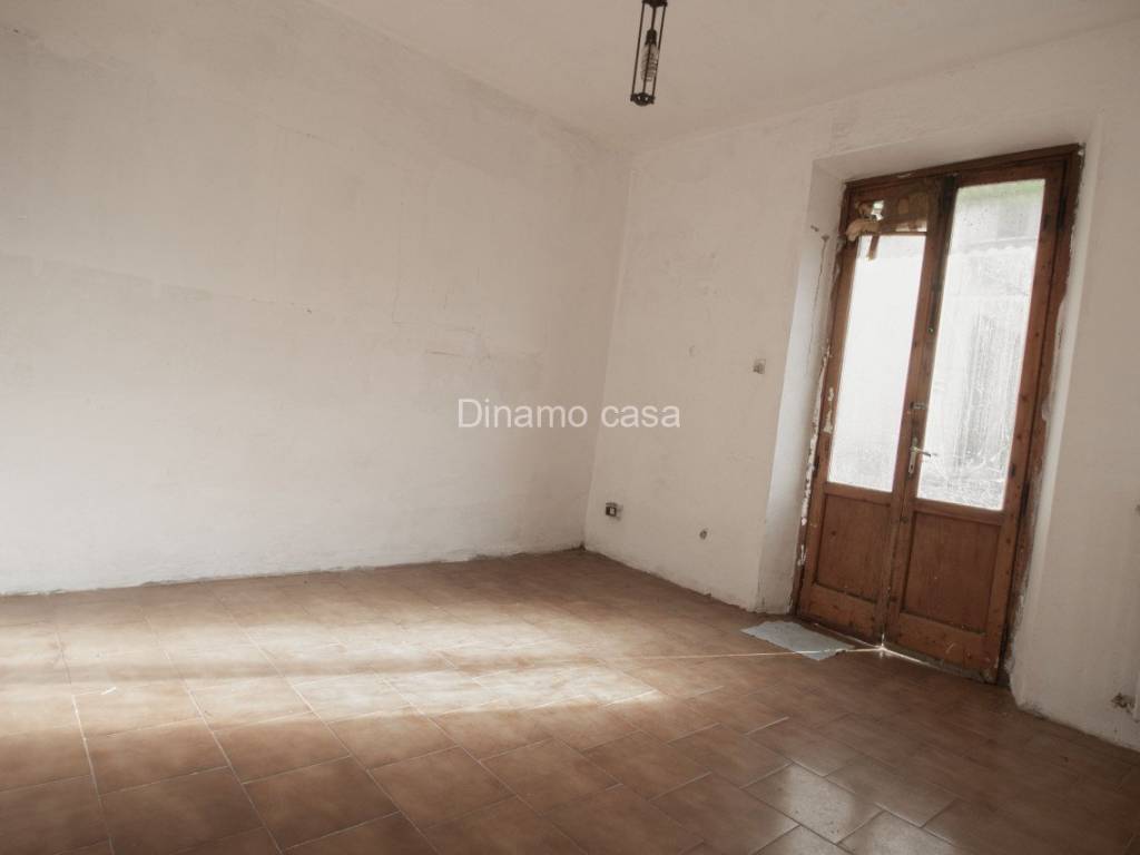 Casa indipendente a Prato in Via Montalese - Foto 4
