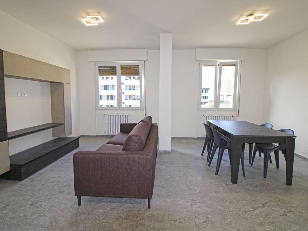 Appartamento a Breno in Via Ingegner Erminio Valverti, 11 - Foto 2