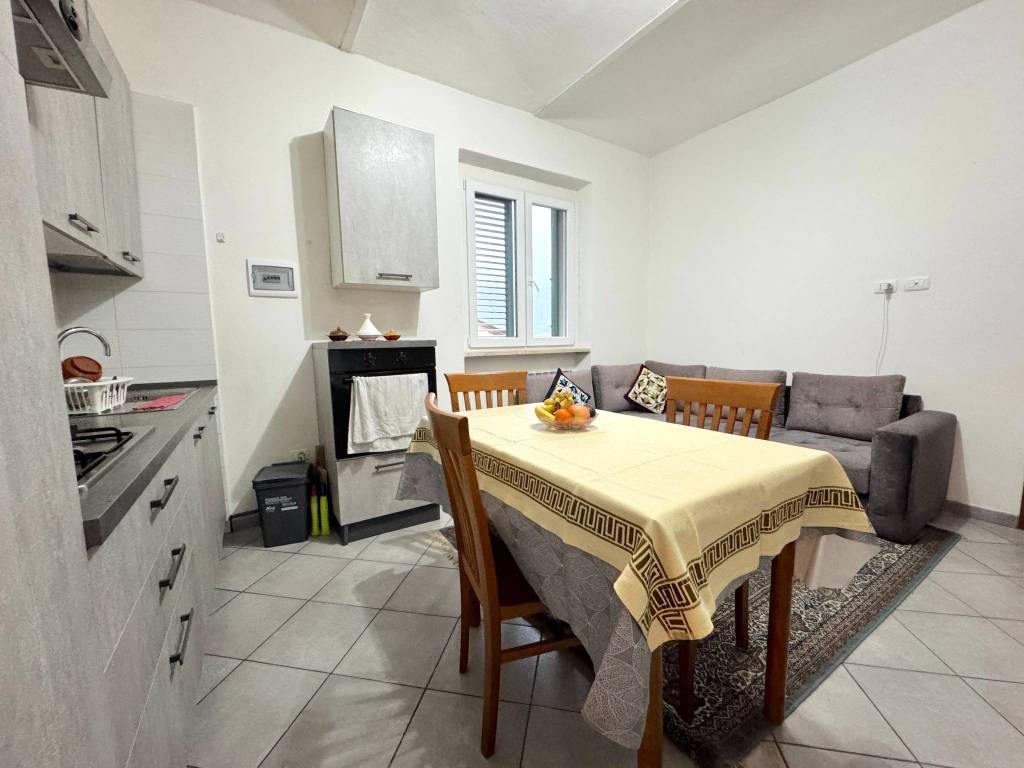 Appartamento a Vaiano in Via Giulio Braga - Foto 2