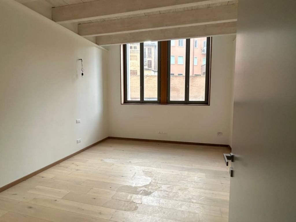 Appartamento a Mantova in Via Giovanni Chiassi - Foto 5