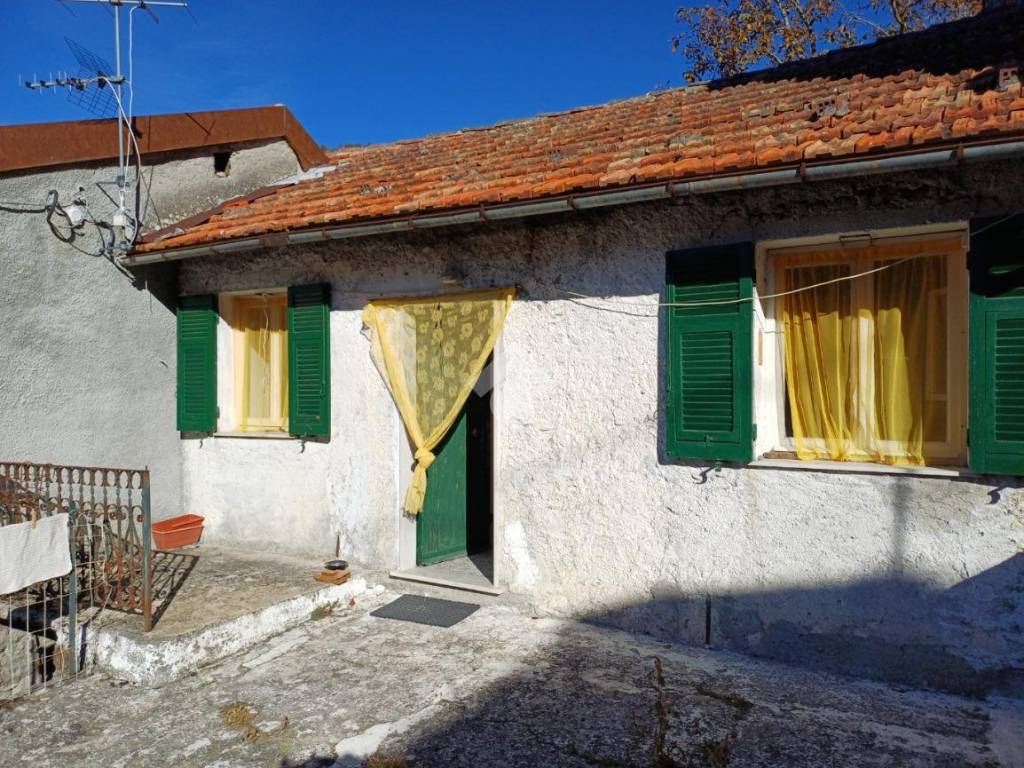 Casa indipendente a Vobbia in Località Vallenzona - Foto 2