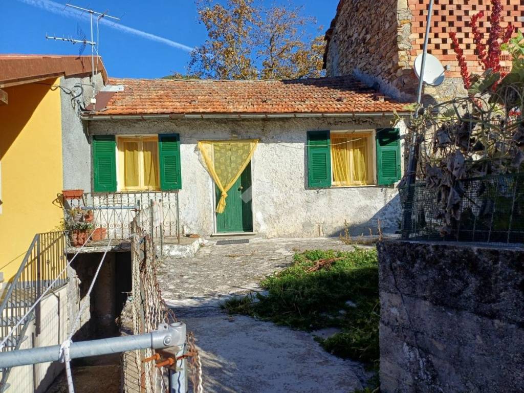 Casa indipendente a Vobbia in Località Vallenzona - Foto 3