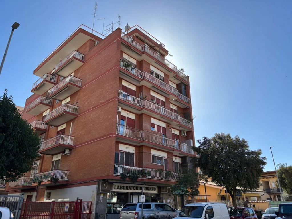 Appartamento a Ciampino in Via Col di Lana - Foto 3