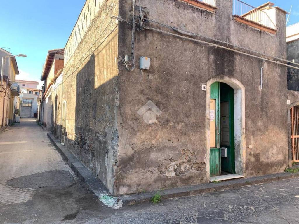 Casa indipendente a Giarre in Via Giacomo Leopardi, 56 - Foto 2
