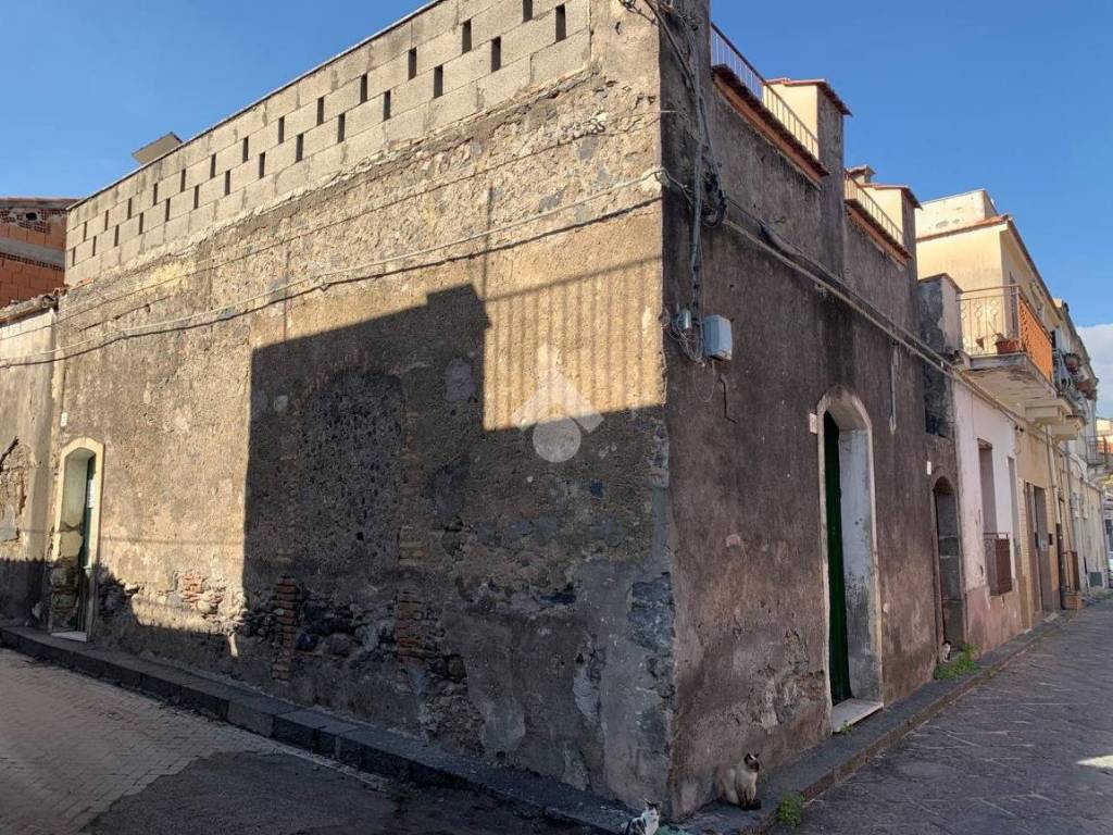 Casa indipendente a Giarre in Via Giacomo Leopardi, 56 - Foto 4