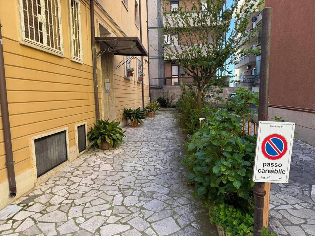 Appartamento a Nettuno in Via Trentino, 22 - Foto 2