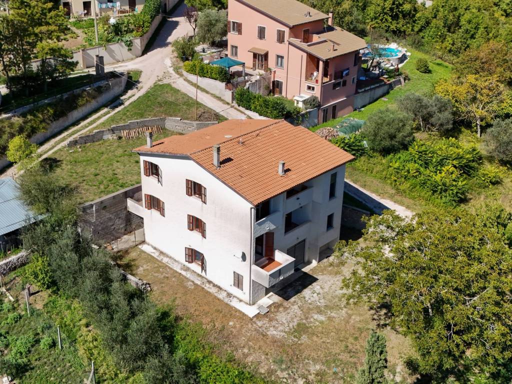 Villa a Nocera umbra in Via Monte Pennino - Foto 5
