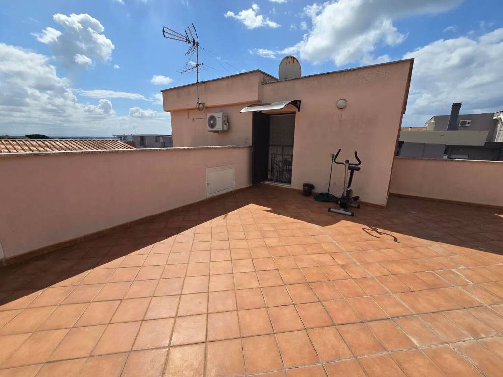 Appartamento a Nettuno in Via Pietro Nenni, 5 - Foto 2