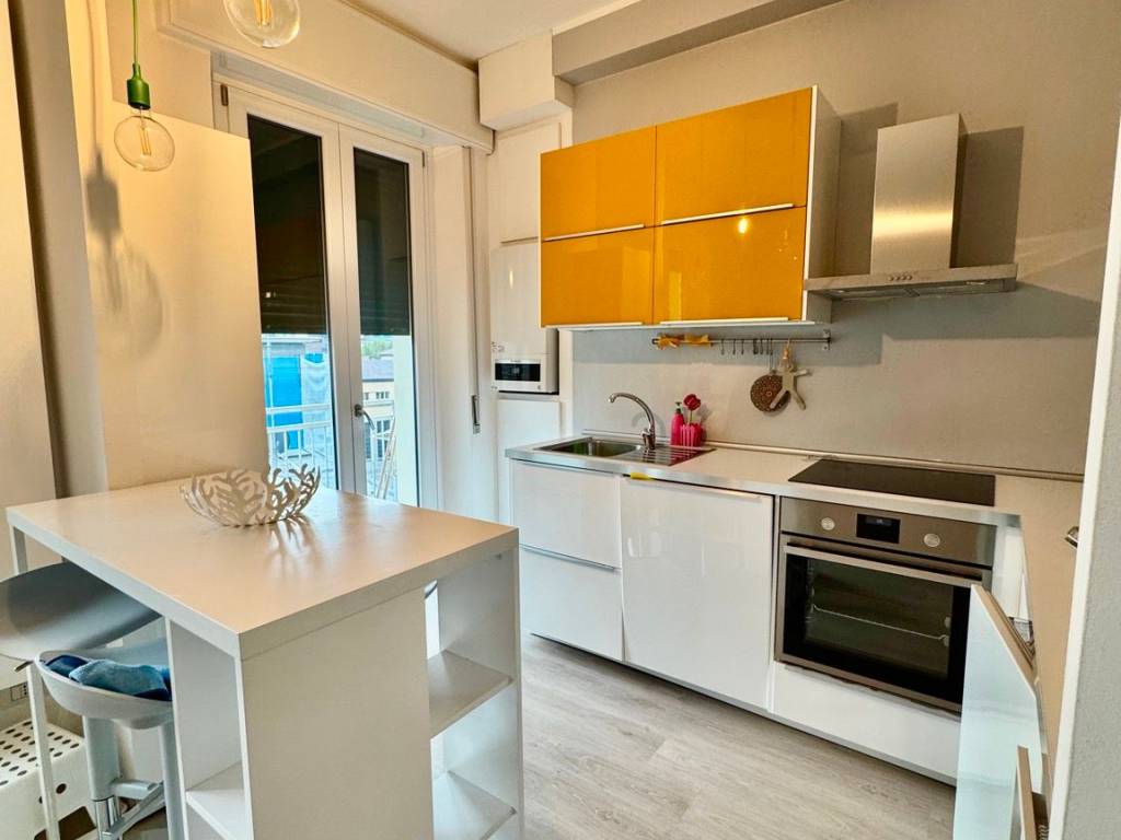 Appartamento a Como in Via Rezzonico - Foto 5