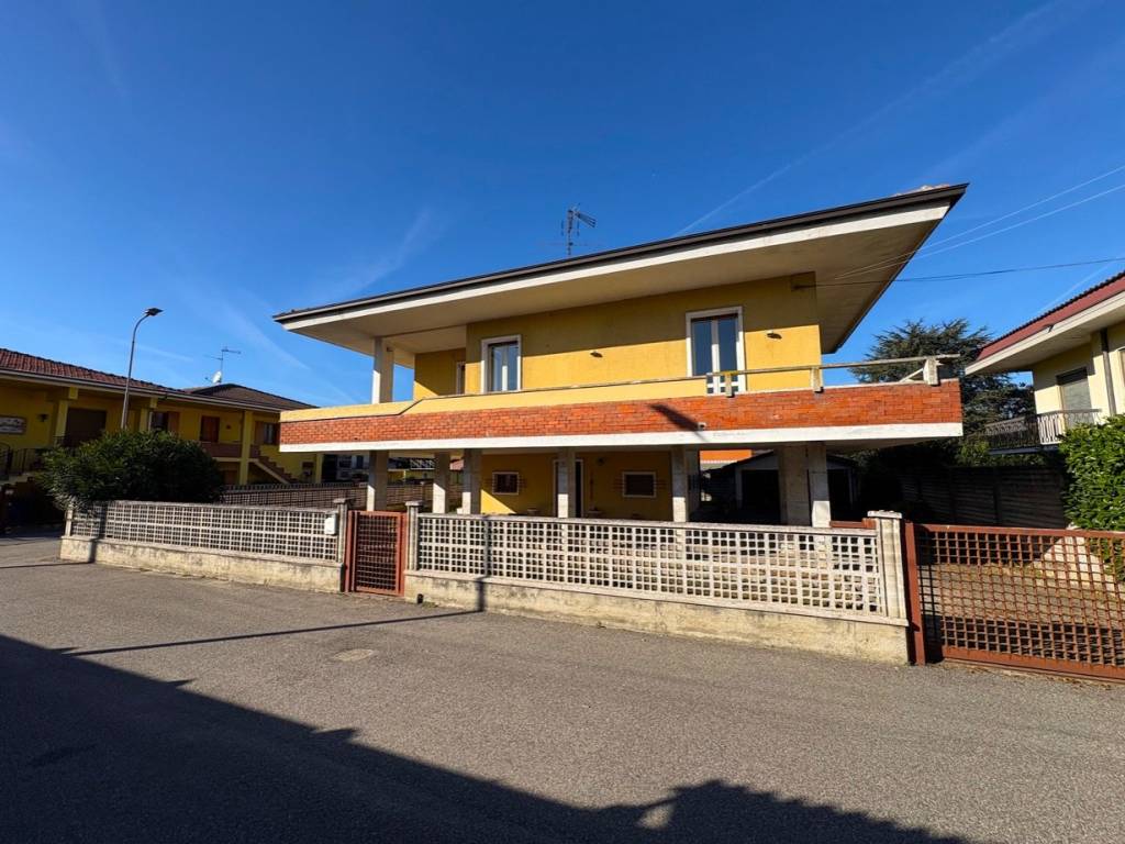 Villa a Gropello cairoli in Via Roma, 35 - Foto 4