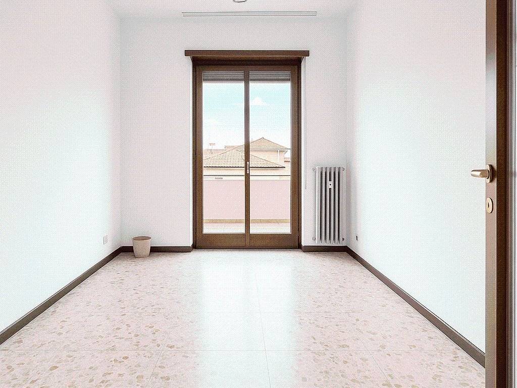 Appartamento a Vigevano in Via Edmondo De Amicis, 3 - Foto 4