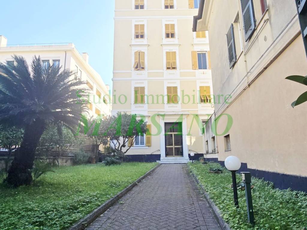 Appartamento a Genova in Piazza Duca degli Abruzzi - Foto 3