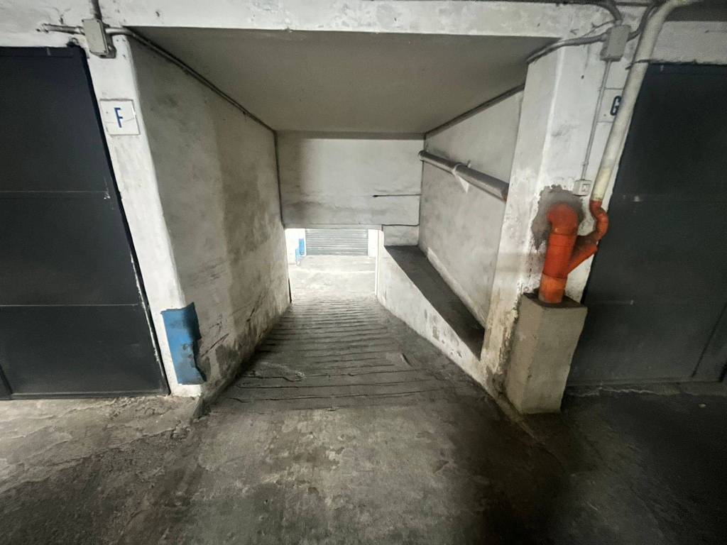 Box / garage a Catania in Via Verona - Foto 4